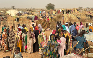 Families displaced by Sudan’s civil war seek refuge in Tawila, Darfur, on 27 April 2025.Photo: Marwan Mohamed/NRC